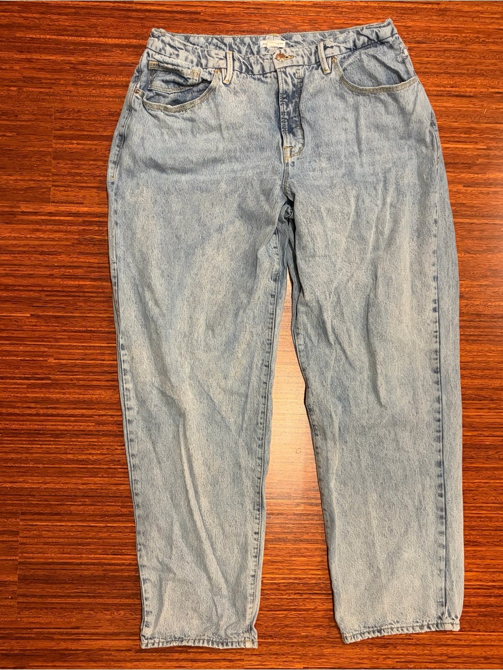 Good American Good '90s Loose Jeans Light Wash Size 12 / 31 GNIL999T
